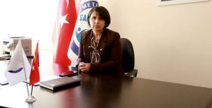 Kamuda toplu iş sözleşme görüşmeleri sonunda basın açıklaması yapan Çalışma