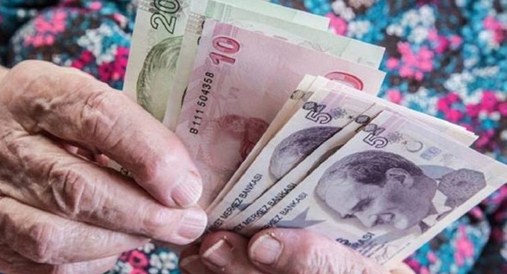  “Emekli ikramiyesi en az 2500 lira olmalı”