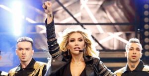 Bayhan Prodüksiyon ’un yaptığı “Harbiye Açıkhava Yıldızlar Geçidi” konser serisi kapsamında sahneye çıkan İrem Derici unutulmayacak anlara