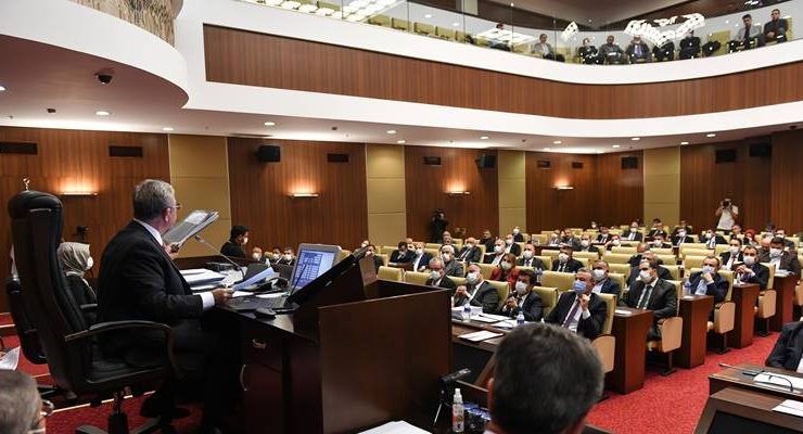 “Yemedi yedirmedi, çalmadı çaldırmadı, desinler bana…”