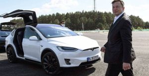 Tesla’nın CEO’su ve dünyanın en varsıl insanı olan Elon Musk,