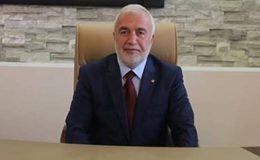 AKP’li başkanın “makam” gösterisi…/ Video