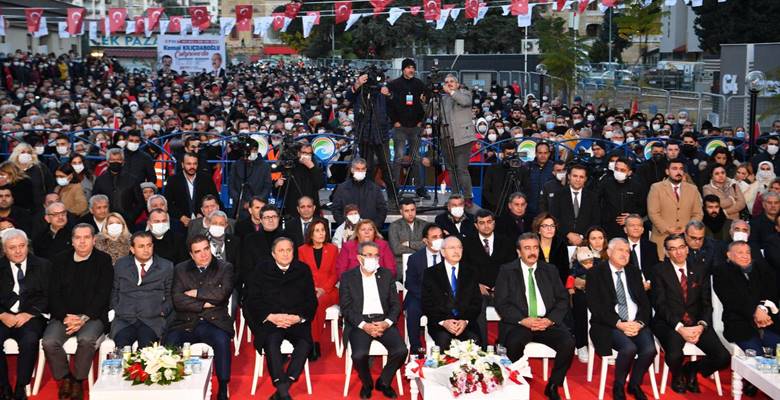 Cumhuriyet Halk Partisi (CHP) Genel Başkanı Kemal Kılıçdaroğlu, Çukurova Belediyesi’nce