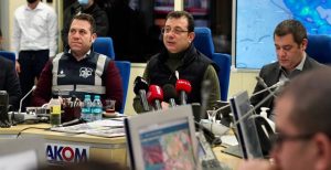 İBB başkanı Ekrem İmamoğlu, kar yağışıyla ilgili yaptığı kamuoyu bilgilendirmelerine