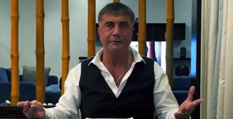 Peker’in videosuna erişim engeli kararı… Organize suç örgütü yöneticisi olduğu iddiasıyla yargılanan Sedat Peker’in “Saray’a