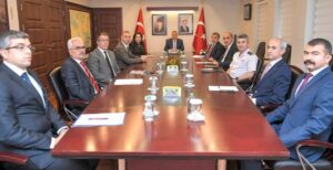 Adana/ OLAYNET– Üniversite Güvenlik Koordinasyon Toplantısı, Vali Dr. Süleyman Elban’ın