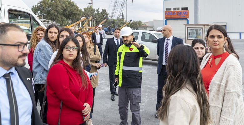 Lojistikçiler Serbest Bölge’de… MERSİN/ Olaynet– Anakent Belediyesi Kariyer Merkezi, gerçekleştirdiği projelerle gençlerin mesleki