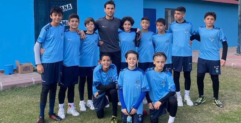 Olaynet– Adana Demirsporlu kaleci Ertaç Özbir ve Emre Akbaba, Antalya