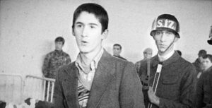 Erdal Eren, 12 Eylül darbesinin ardından yaşı büyütülerek 13 Aralık