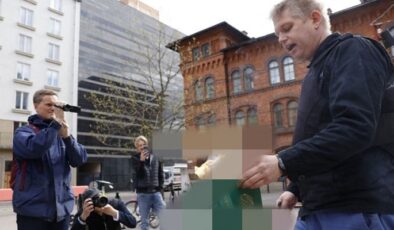 Stockholm Türk Büyükelçiliği önünde Kuran-ı Kerim yaktı!