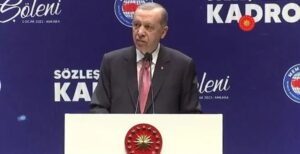 Cumhurbaşkanı Recep Tayyip Erdoğan, ATO Congresium’da düzenlenen “Sözleşmeliye Kadro Şöleni”