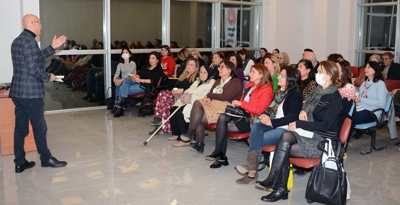ADANA/ Olaynet– Tabip Odası sürdürdüğü sanatsal etkinliklerinin Şubat ayı okuma