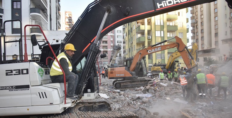 Olaynet– Önceki gün Hatay için arama-kurtarma ile itfaiye ekiplerini bölgeye