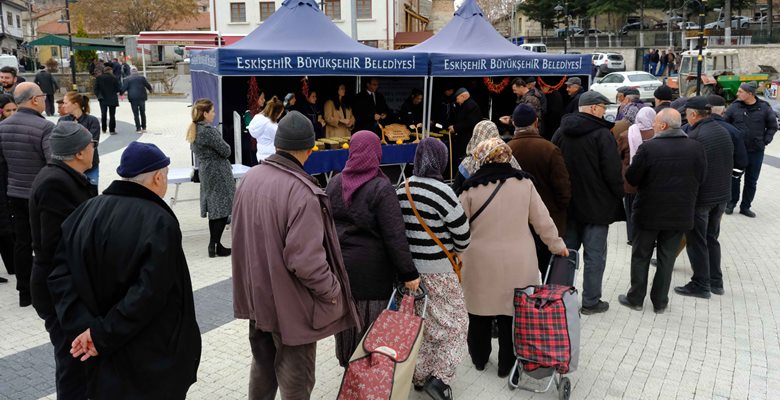 ESKİŞEHİR/ Olaynet– Tarım ve hayvancılıkta üreticilere destek olmaya devam eden