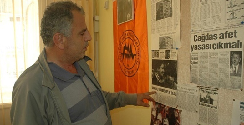 Adanaulus intermnet sitesi sahibi/ editörü İsmail Başkan, Türkiye’de ilk kez