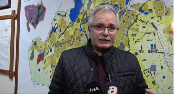 Olaynet– Kozan Belediye Başkanı Kazım Özgan, seçildiği Saadet Partisi’nin desteklediği