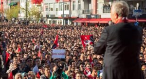 “Yanlış politikalar nedeniyle vatandaş hayvancılığı, çiftliği bıraktı!”   