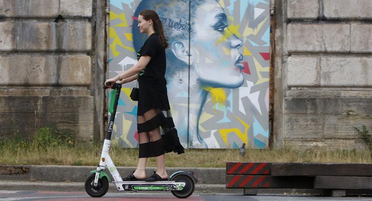 Paris’’le İstanbul’da, elektrikli scooter düzenlemesi…