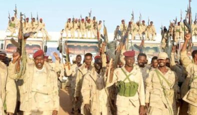 Sudan’da “düzenli ordu” isyanı 