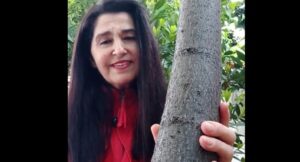 Olaynet– Yorumcu-Oyuncu Melike Demirağ, sosyal medya hesabından yaptığı paylaşımında “Var