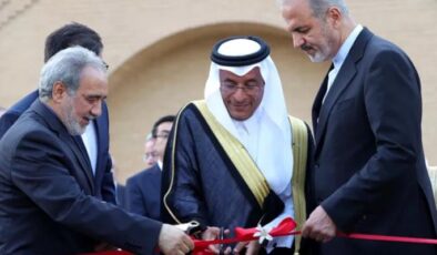 İran, Arabistan’daki büyükelçiliğini yeniden açtı…