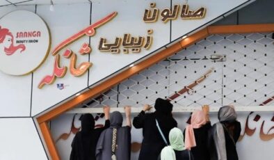 Afganistan’da güzellik salonları kapanıyor