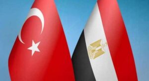 Türkiye ile Mısır arasındaki diplomatik ilişkiler yeniden büyükelçilik düzeyine çıkarıldı.
