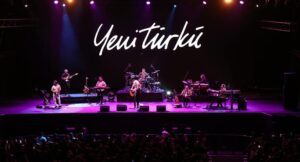 Müzik dünyasının sevilen gruplarından Yeni Türkü, Atlantis Yapım’ın organize ettiği
