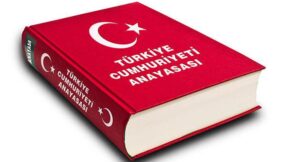 AKP, Türkiye’de yeni anayasa tartışmalarını yeniden gündeme taşıyan Yeni Anayasa
