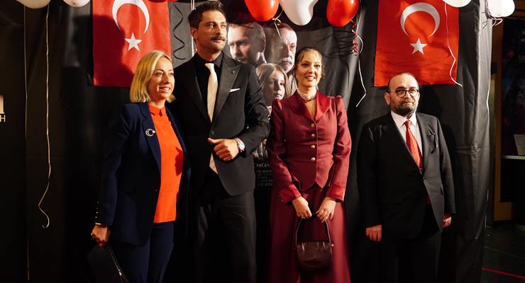 “Son Akşam Yemeği”   filminin Almanya galası yapıldı   