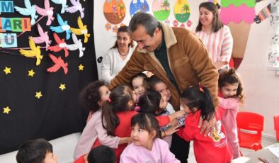Çetin, Dünya Çocuk Hakları Günü’nü çocuklarla kutladı
