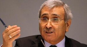 İYİP Eski Milletvekili Durmuş Yılmaz, partisinden istifa ettiğini açıkladı. 2006