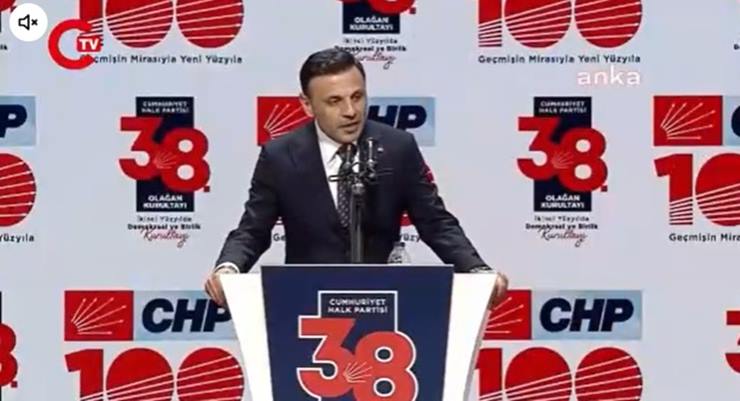 CHP İstanbul İl Başkanı Özgür Çelik, 38. Olağan Kurultayı’nda konuştu.