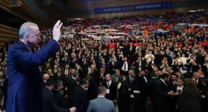 Cumhurbaşkanı ve AKP Genel Başkanı Erdoğan, partisinin Ankara’daki 25 ilçesindeki