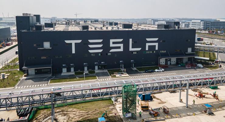 ABD Ulusal Karayolu Trafik Güvenliği İdaresi’nin (NHTSA) açıklamasında, Tesla’nın yazılım