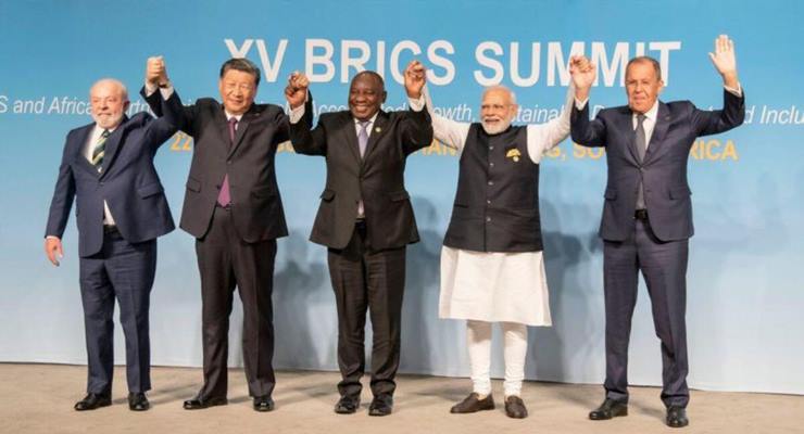 Suudi Arabistan, BAE, İran, Mısır ve Etiyopya BRICS’e katılımı doğruladı