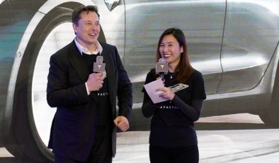 Tesla, Çin’deki otomobil üretimini azaltıyor 