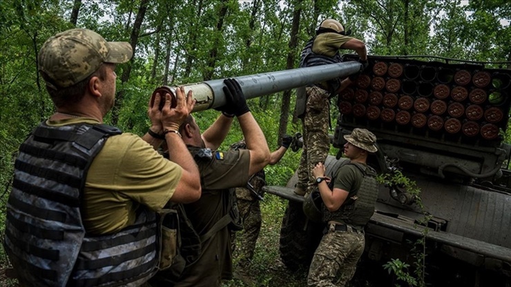 ABD’den Ukrayna’ya 6 milyar dolarlık yeni ek askeri yardım 
