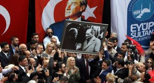 Eyüpsultan Belediye Başkanı Dr. Mithat Bülent Özmen, son günlerde gündeme