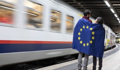 35 bin gence ücretsiz Avrupa gezisi