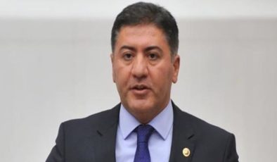 CHP’nin yeni grup başkanvekili Murat Emir kimdir?