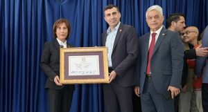 Adana/ Olaynet– Seyhan’ın seçilmiş ilk kadın belediye başkanı Oya Tekin’in