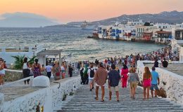 Yunan adalarında “Türk” coşkusu