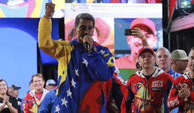 Venezuela’da seçimi Maduro kazandı 