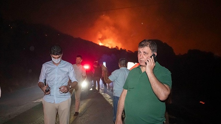 “Bazı yerlerde yangın kolayca söndürülebilirdi, geç kalındı!”