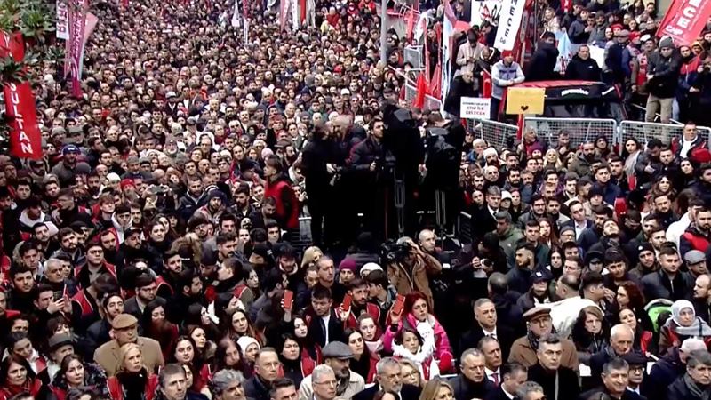 Beşiktaş Belediyesi önünde buluşma…