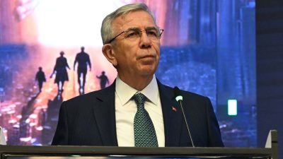 Ankara Anakent Belediye Başkanı Mansur Yavaş, İYİP Genel Başkanı Müsavat