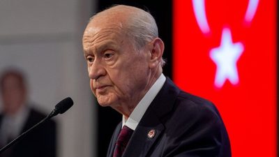 Bahçeli’den Özgür Özel’e sağduyu çağrısı MHP Genel Başkanı Devlet Bahçeli, partisinin meclis toplu görüşmesinde ülkenin