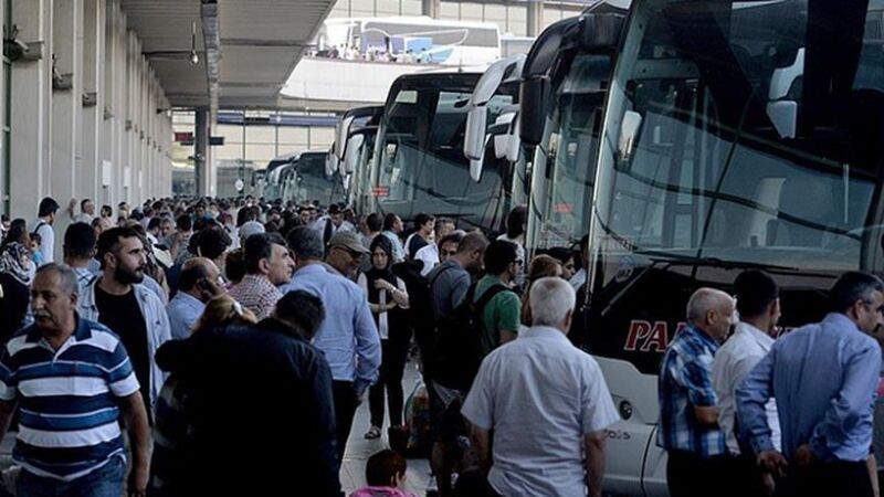 Bayram tatili öncesinde ulaşım sektöründe bilet fiyatları keskin bir şekilde yükseldi.
