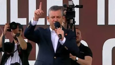 Özgür Özel, İzmir Anakent Belediye Başkanı Cemil Tugay'ın, Kemal Kılıçdaroğlu